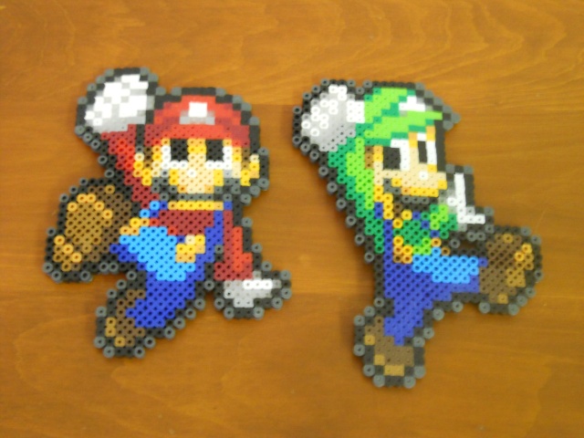 9 000 Glow in The Dark Fuse Beads Set (6 Unique Colors) in Case and  Separated - Works with Perler Beads Pixel Art Project